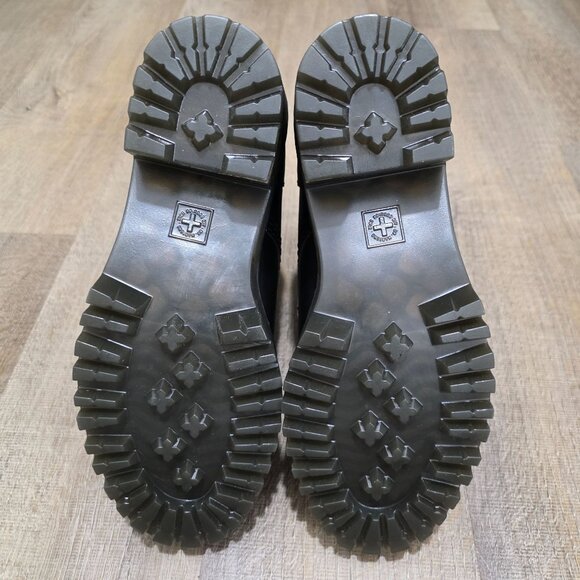 Dr. Martens Leona Black Leather Lace-Up Platform Combat Boots Women’s 7L US - Picture 13 of 13